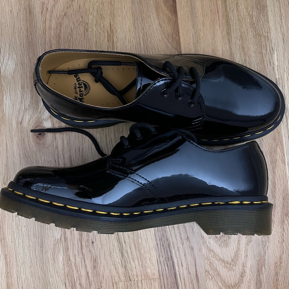 Dr. Marten / Doc Marten Women’s Oxford US 8